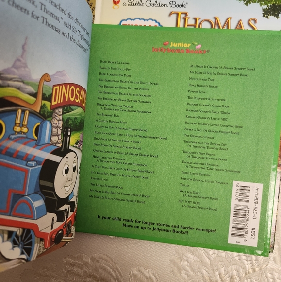 Thomas the Train Books Lot + DVD set - Picture 6 of 15